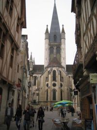 carre stadt 200