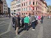 Herrlicher Sonnenschein begleitet uns bei den Stadtführungen in Mainz.  Hier auf dem Marktplatz vor dem Dom