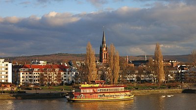 Bonn Rheinufer